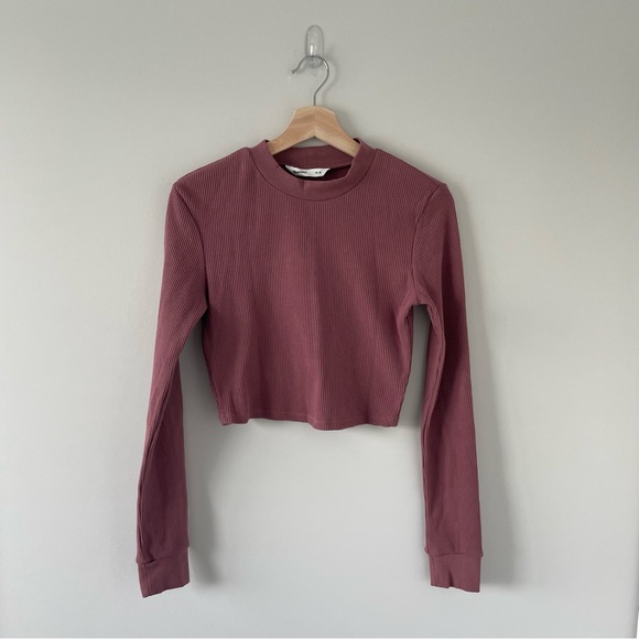 Long Sleeve Crop Top - Picture 1 of 3